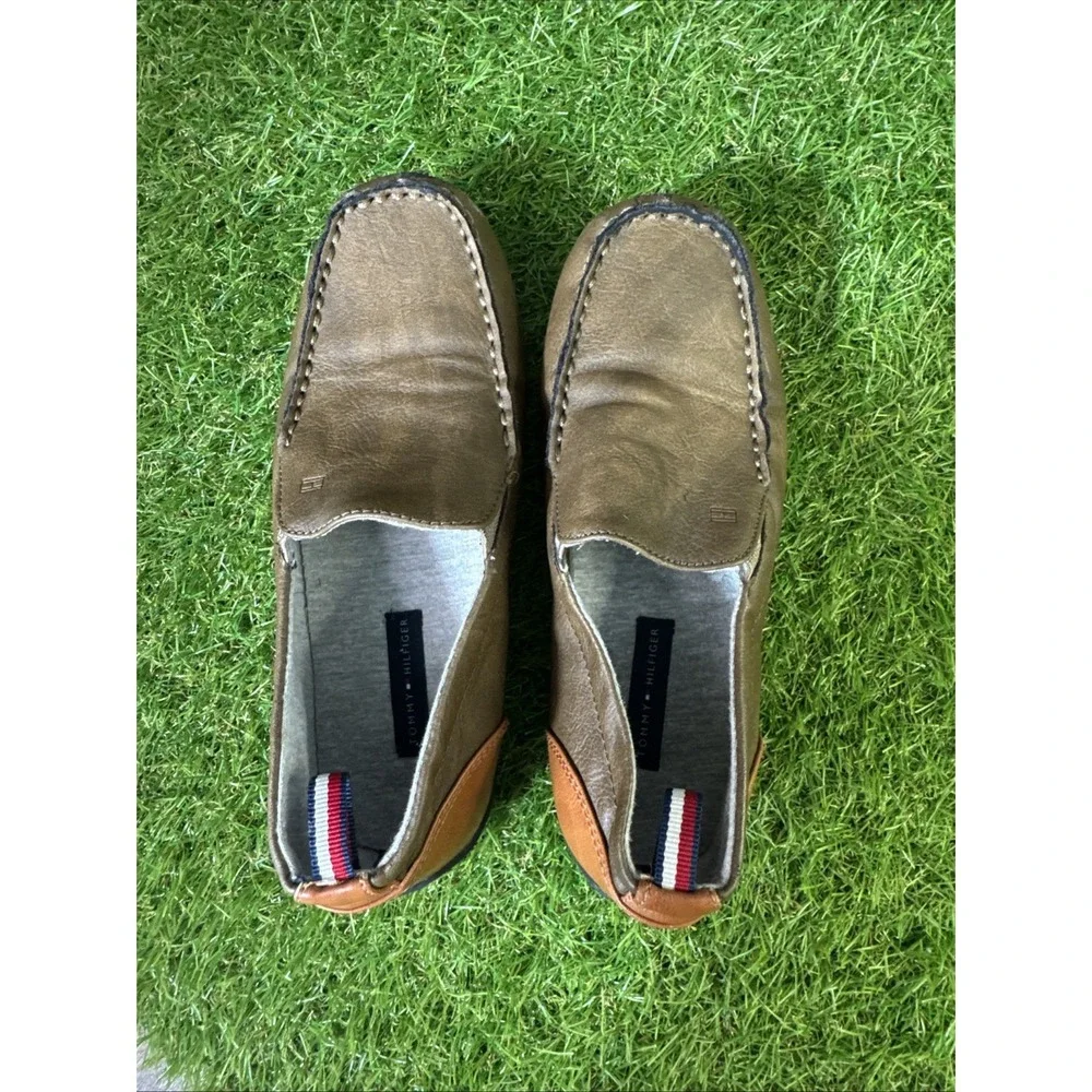 Tommy Hilfiger Dathom Loafers Brown Size‎ 2 Youth